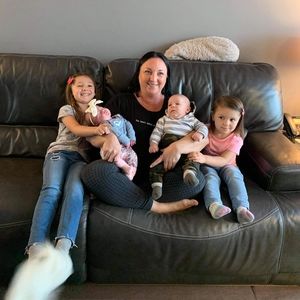 Meet your Posher, Nadia